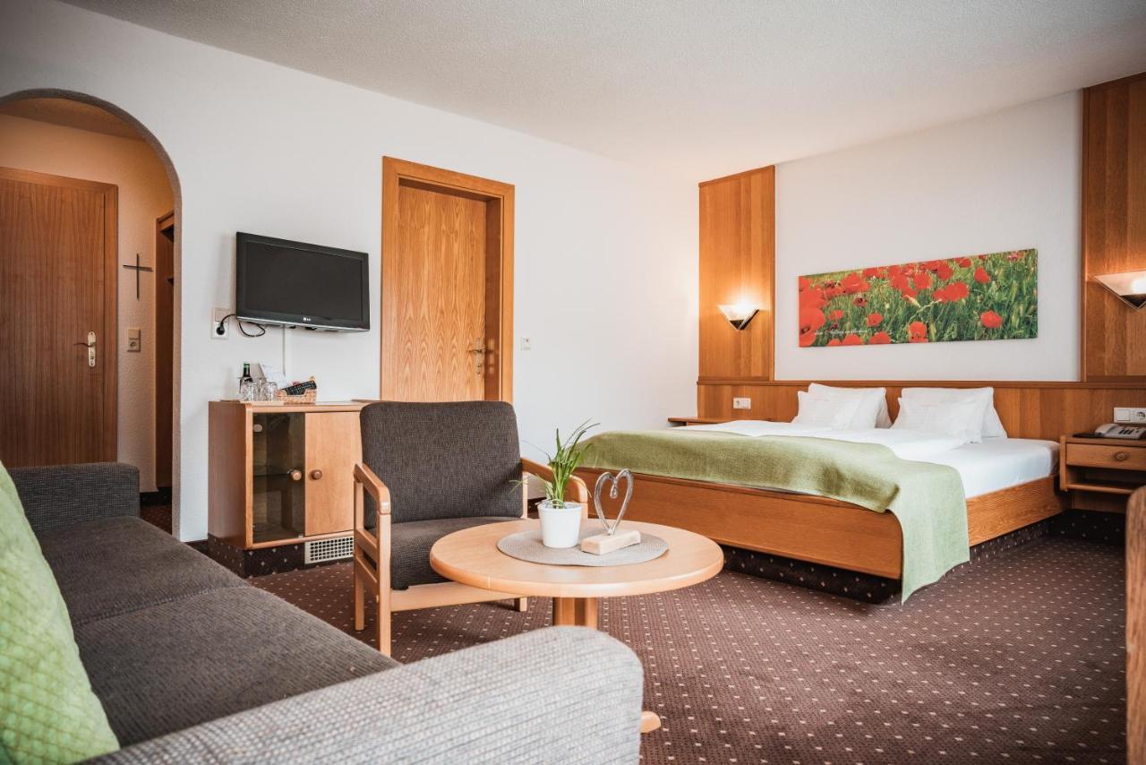 Hotel Garni Romantika Sankt Leonhard im Pitztal Kültér fotó