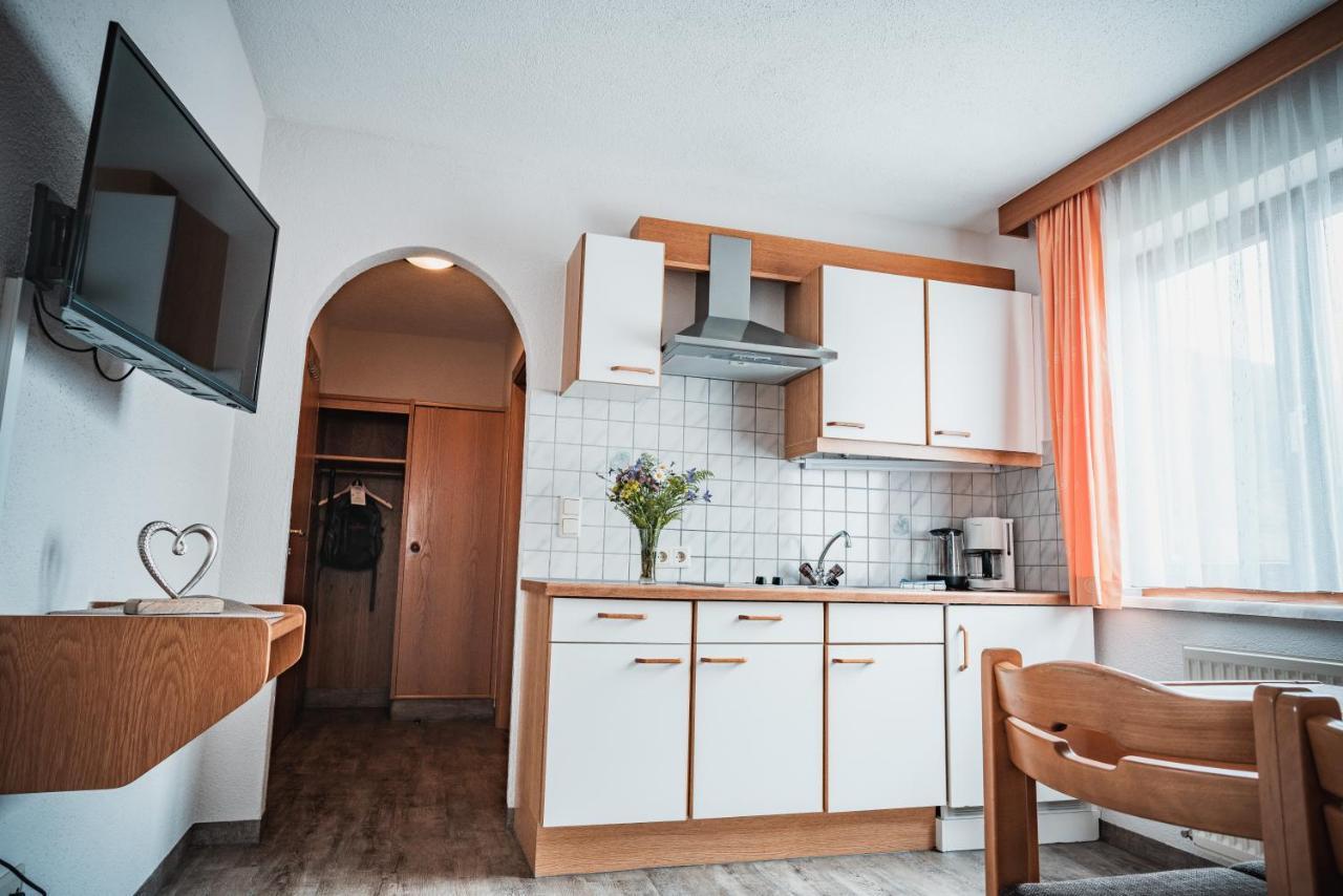 Hotel Garni Romantika Sankt Leonhard im Pitztal Kültér fotó